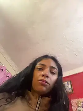Snapshot of _Dulcinea777 chatting on June 5, 1:43 am Dulcinea777 online show from June 5, 1:43 am