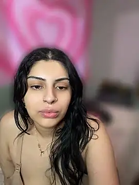 ThickerThanYoBitch online show from May 31, 5:51 pm