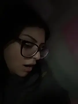 ThickerThanYoBitch online show from May 17, 12:38 pm
