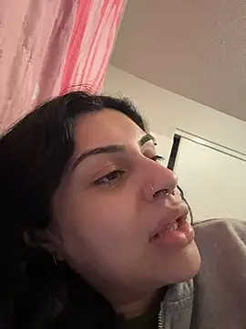 ThickerThanYoBitch online show from February 6, 2:24 pm