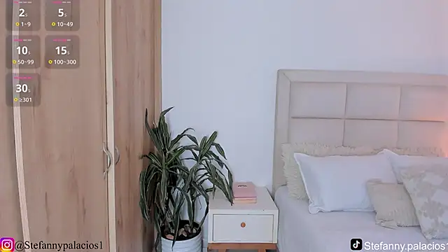 Snapshot of Kimberlylenox_ chatting on November 7, 9:19 pm Kimberlylenox online show from November 7, 9:19 pm