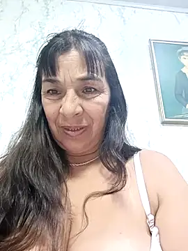 Snapshot of biancchi chatting on June 16, 1:00 pm biancchi online show from June 16, 1:00 pm