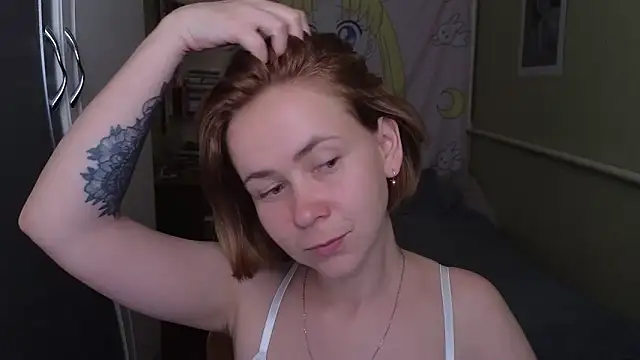 Riley Roo online show from May 9, 10:51 am