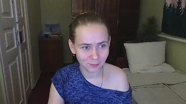Snapshot of Riley_Roo chatting on January 13, 5:55 pm Riley Roo online show from January 13, 5:55 pm