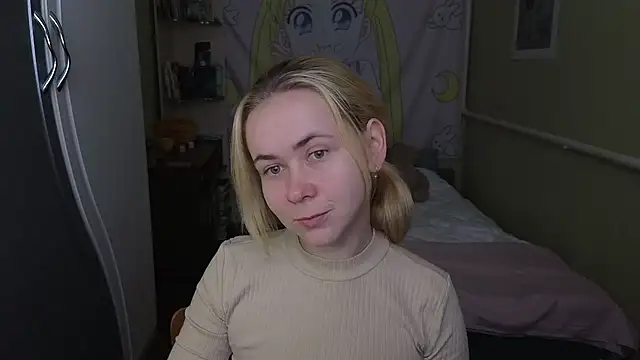 Snapshot of Riley_Roo chatting on February 25, 8:47 am Riley Roo online show from February 25, 8:47 am