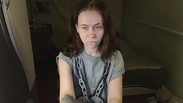 Riley Roo online show from November 12, 4:55 pm