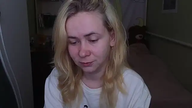 Riley Roo online show from March 20, 7:42 am