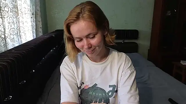 Riley Roo online show from July 9, 7:53 am