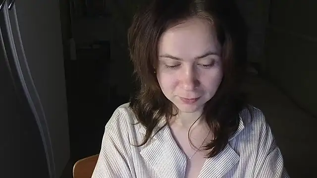 Riley Roo online show from November 21, 5:01 pm