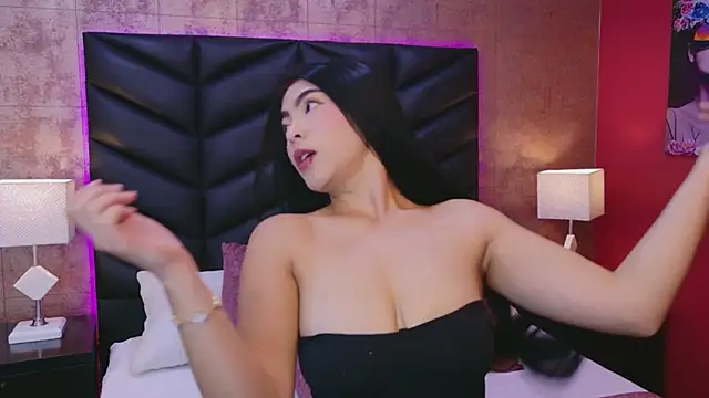 VictoriaHiills online show from March 19, 11:32 am