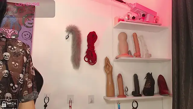 Violet-Queen online show from March 2, 11:28 pm