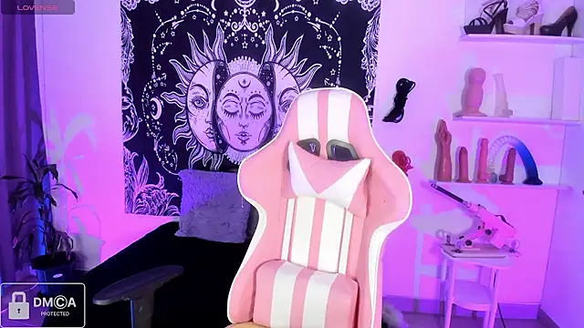 Violet-Queen online show from July 2, 10:38 pm