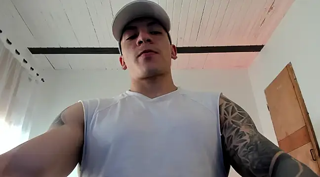 Snapshot of aquiles_51 chatting on February 25, 7:27 pm aquiles 51 online show from February 25, 7:27 pm
