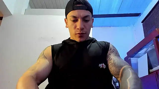 Snapshot of aquiles_51 chatting on October 11, 7:59 pm aquiles 51 online show from October 11, 7:59 pm