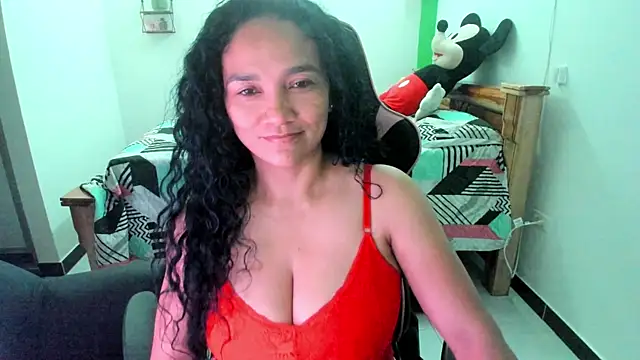 Snapshot of rayza_mature_154 chatting on September 9, 3:10 pm rayza mature 154 online show from September 9, 3:10 pm