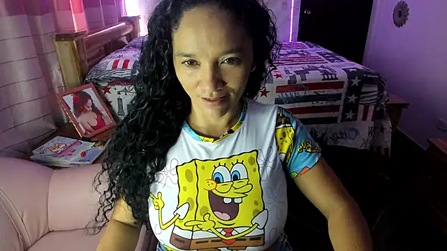 Snapshot of rayza_mature_154 chatting on March 2, 9:41 pm rayza mature 154 online show from March 2, 9:41 pm