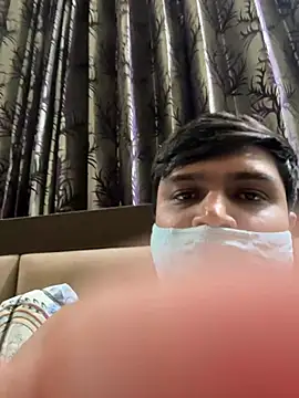 Snapshot of Parth-26 chatting on May 9, 6:11 pm Parth-26 online show from May 9, 6:11 pm