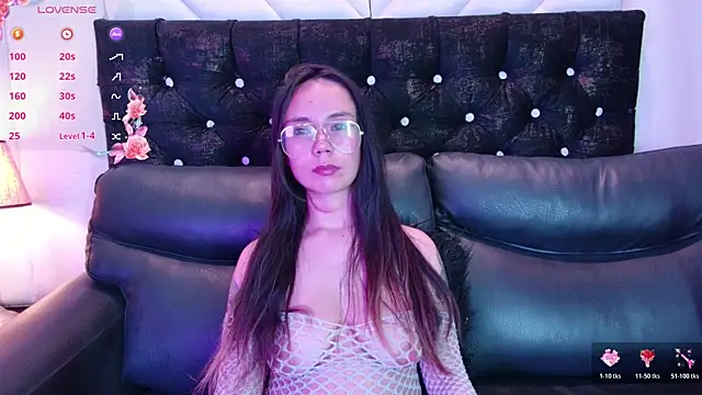 Sophia smith0 online show from June 13, 8:07 pm