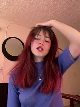 SuzzyyM online show from June 9, 10:11 pm