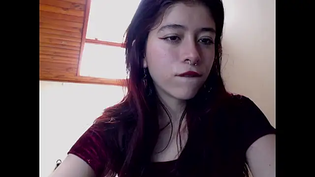 Snapshot of SuzzyyM chatting on March 11, 3:56 pm SuzzyyM online show from March 11, 3:56 pm