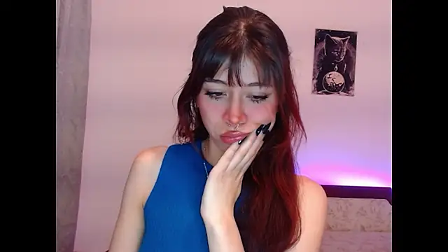 SuzzyyM online show from July 28, 11:26 pm