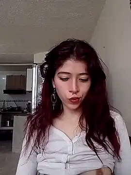 Snapshot of SuzzyyM chatting on February 25, 6:55 pm SuzzyyM online show from February 25, 6:55 pm