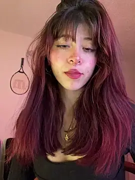 SuzzyyM online show from June 7, 11:21 pm
