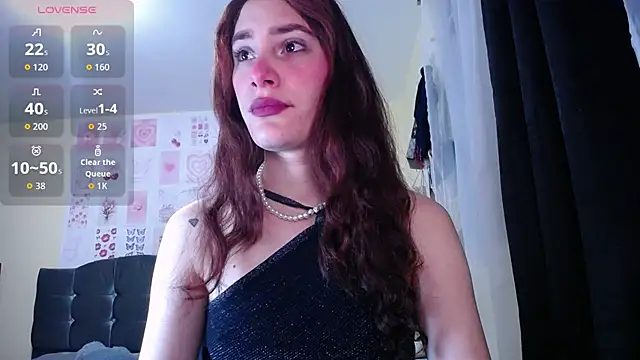 IsaBaileys  online show from March 30, 11:50 pm