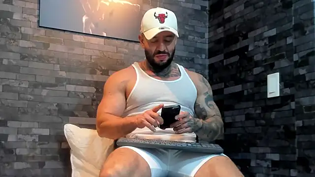 BruceDallas online show from March 29, 12:34 am