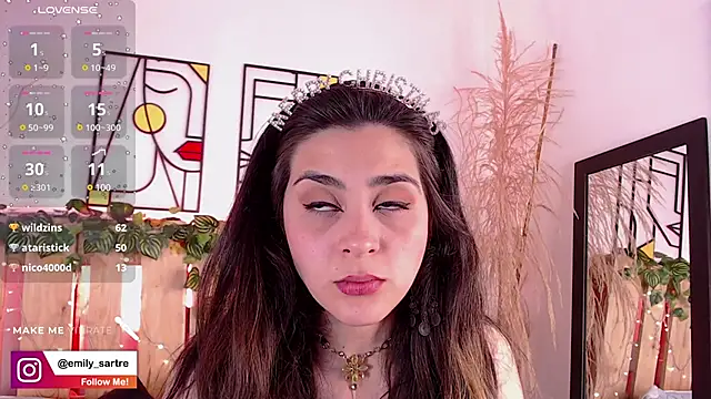 emily amaya online show from December 24, 8:00 am