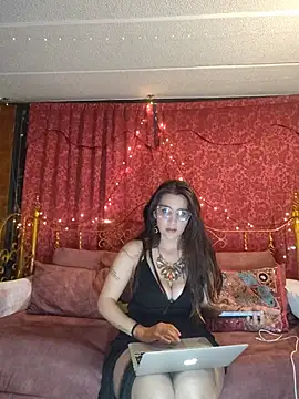 emily amaya online show from May 26, 11:36 pm