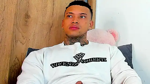 Stiven collins online show from November 20, 9:43 am