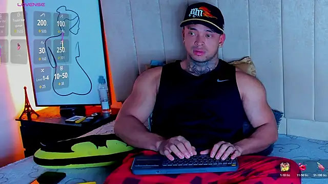 Stiven collins online show from May 15, 9:13 pm