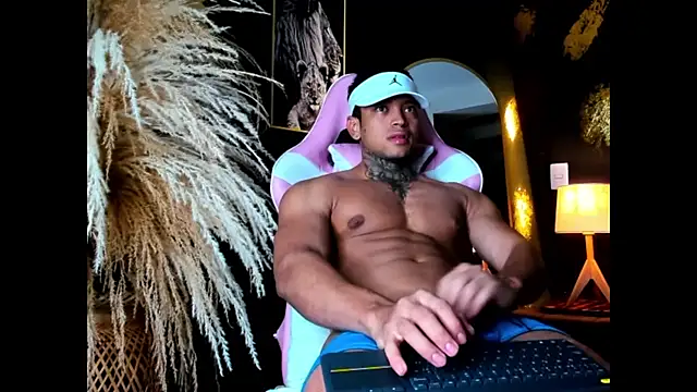 Stiven collins online show from September 19, 7:56 am