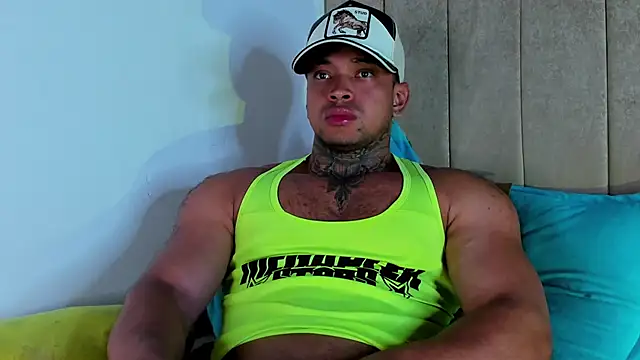 Stiven collins online show from April 2, 2:52 am