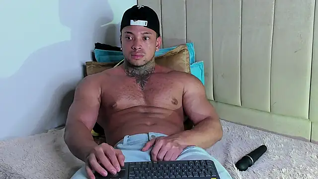 Stiven collins online show from April 3, 12:11 pm