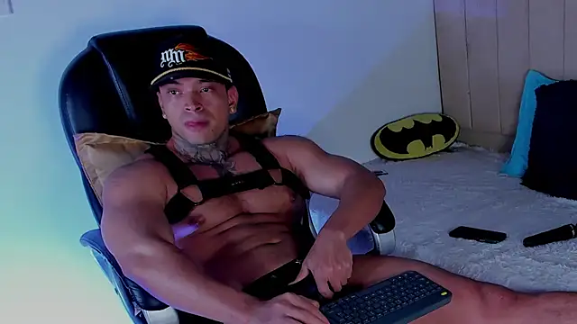 Stiven collins online show from April 8, 1:56 pm