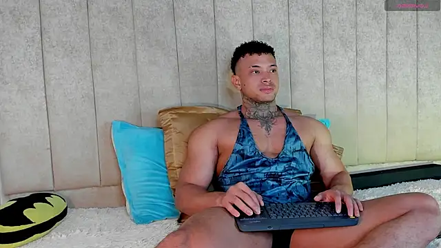 Stiven collins online show from June 6, 1:05 pm