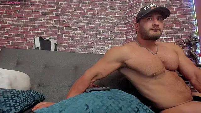 Snapshot of curt_xxx chatting on March 5, 4:02 am curt xxx online show from March 5, 4:02 am