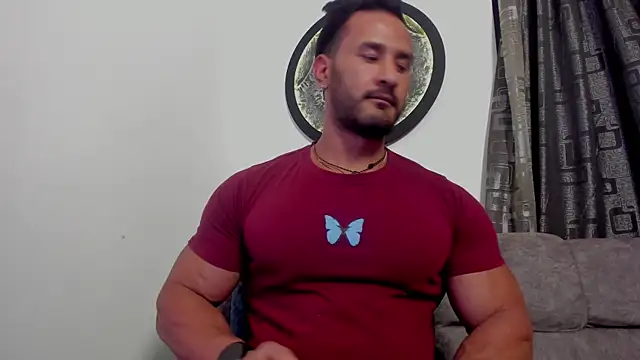 Snapshot of curt_xxx chatting on June 28, 4:30 am curt xxx online show from June 28, 4:30 am