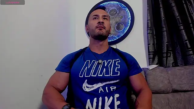 curt xxx online show from April 11, 2:19 am