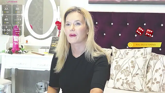 LilyFord online show from June 29, 7:35 pm