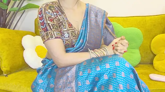 Monalisadon018 online show from March 3, 3:30 pm