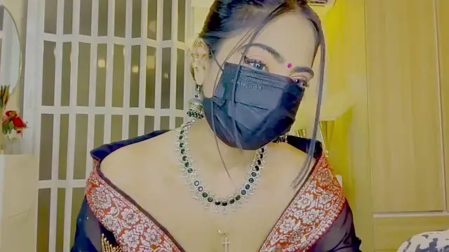 Monalisadon018 online show from April 11, 7:50 pm