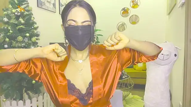 Monalisadon018 online show from February 21, 9:55 am