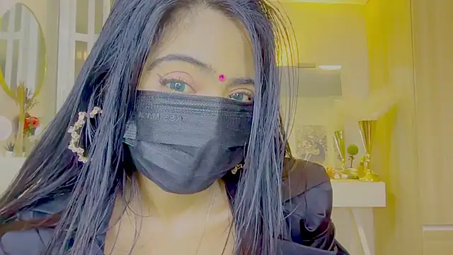 Monalisadon018 online show from April 13, 9:13 am