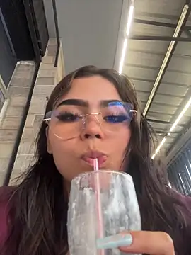 Chloemercury online show from November 27, 8:31 pm