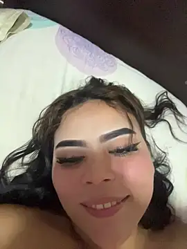 Chloemercury online show from November 29, 7:52 am