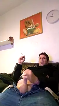 Knuffelstaaf123 online show from November 2, 11:59 am