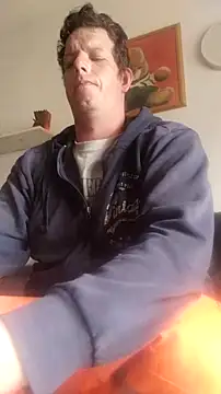 Knuffelstaaf123 online show from March 31, 11:45 am